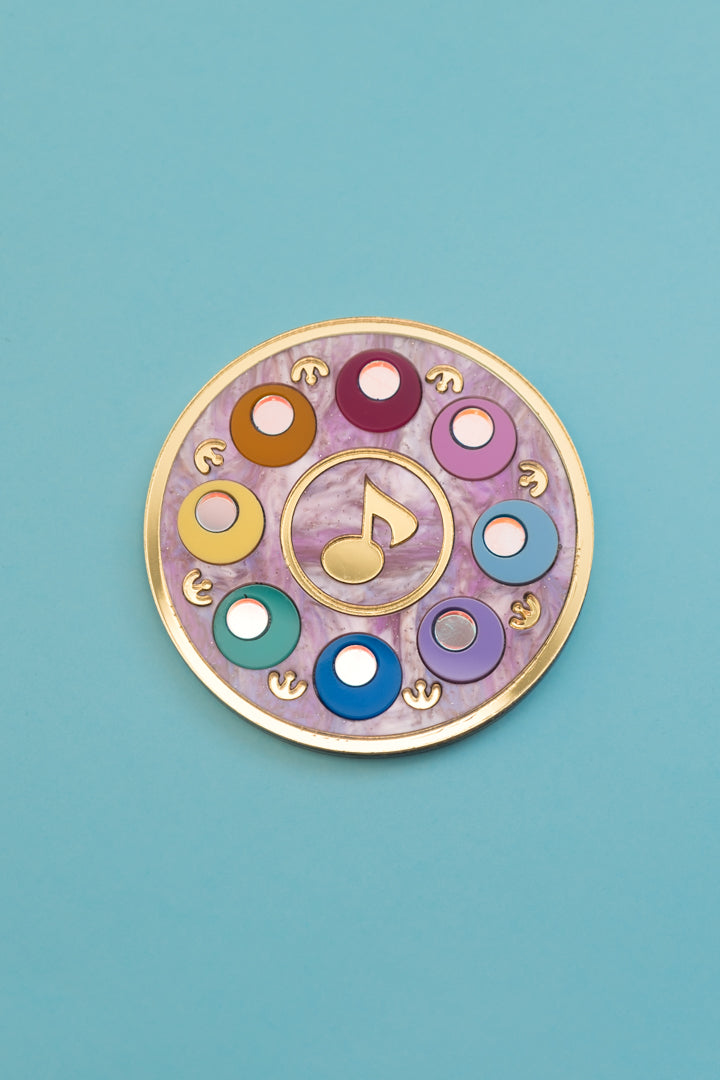 Espejo de mano de metacrilato inspirado en tu serie de anime de la infancia Doremi, realizado a mano pieza a pieza ideal para llevar a cualquier sitio dentro de tu bolso