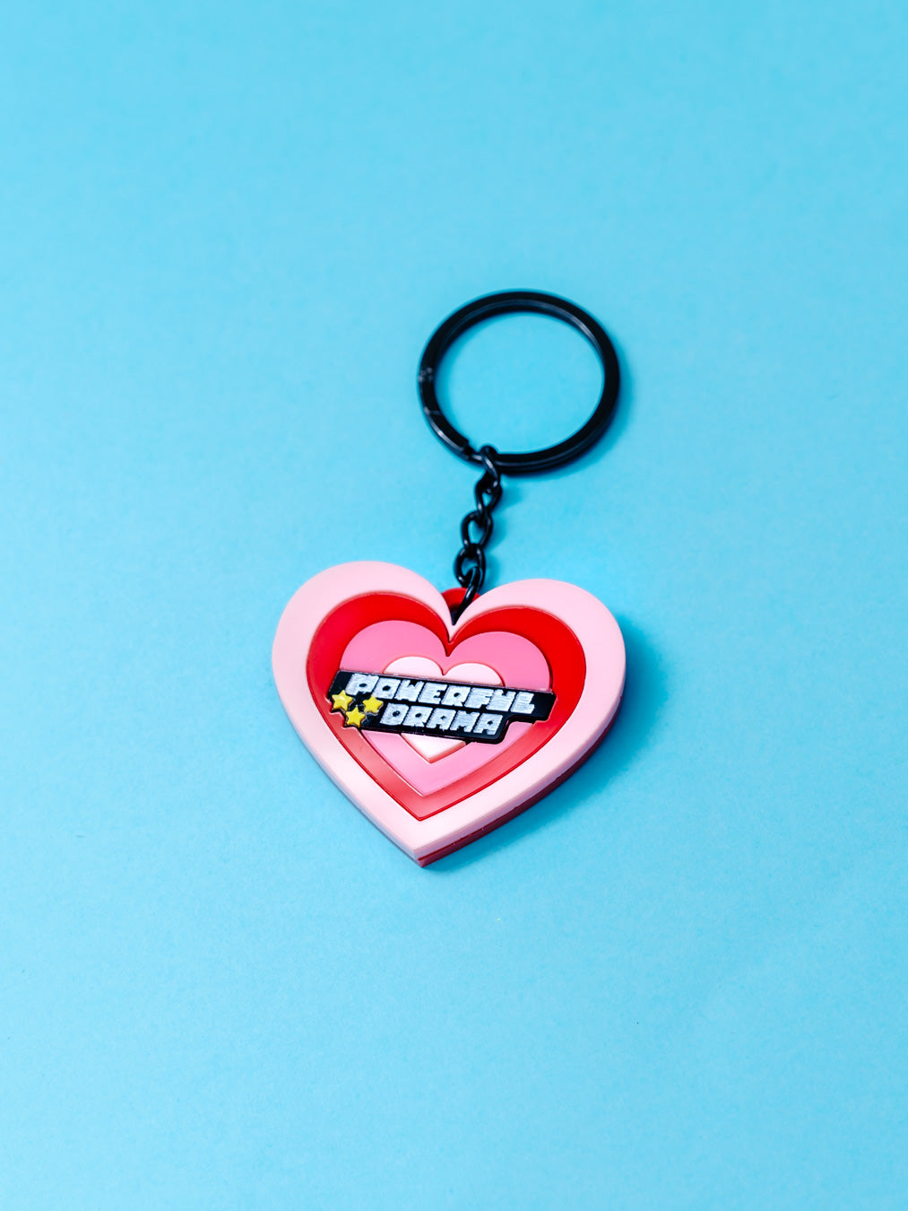 Llavero inspirado en las serie de tu infancia Las Supernenas, lleno de color y poder para llevarlo donde quieras.