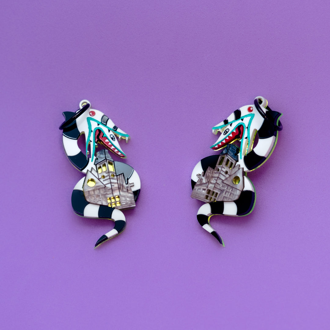 Pendientes de metacrilato inspirados en las películas de Tim Burton, este modelo tan atrevido no dejara a nadie indiferente