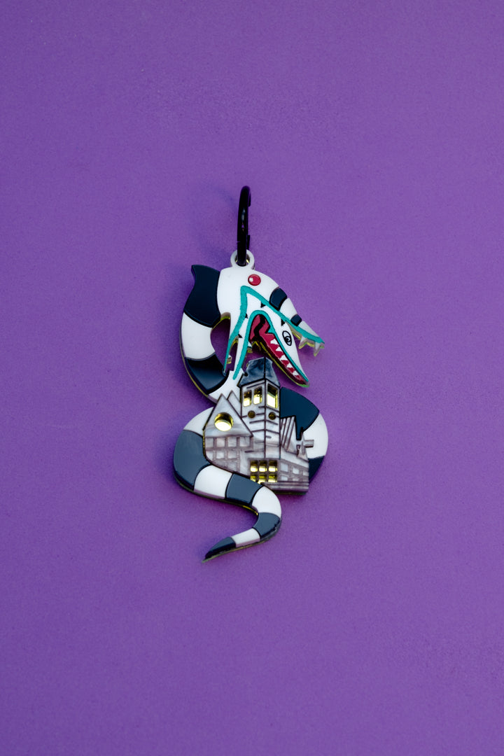 Pendientes de metacrilato inspirados en las películas de Tim Burton, este modelo tan atrevido no dejara a nadie indiferente