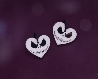 Corazón de Jack de pesadilla antes de navidad hecho con metacrilatos efecto mate y brillo