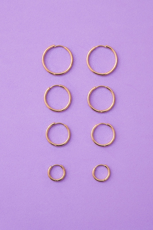aros de acero inoxidable en color dorado y en diferentes medidas