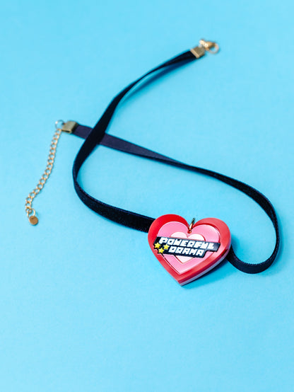 Choker inspirado en las serie de tu infancia Las Supernenas, lleno de color y poder para llevarlo donde quieras.
