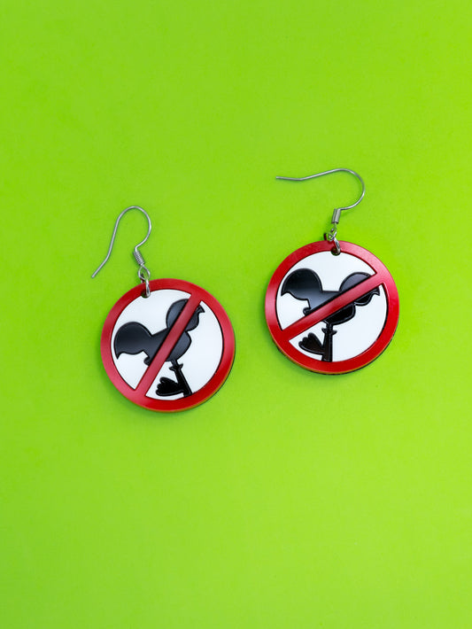 Pendientes de metacrilato inspirados en la serie de nuestra infancia El laboratorio de Dexter. señal prohibido Dee Dee, en rojo blanco y negro