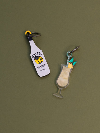 Pendientes de metacrilato inspirados en las bebidas del verano. Coloridas y divertidas, ideales para lucir en cualquier ocasión 