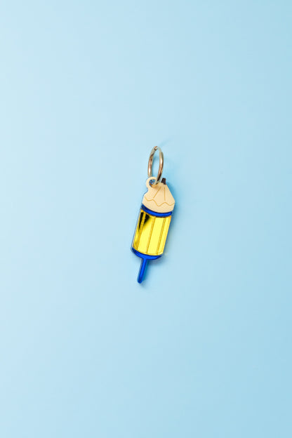 Pendientes de metacrilato inspirados en los helados que disfrutábamos de pequeños en verano. Coloridos y divertidos, ideales para lucir en cualquier ocasión 