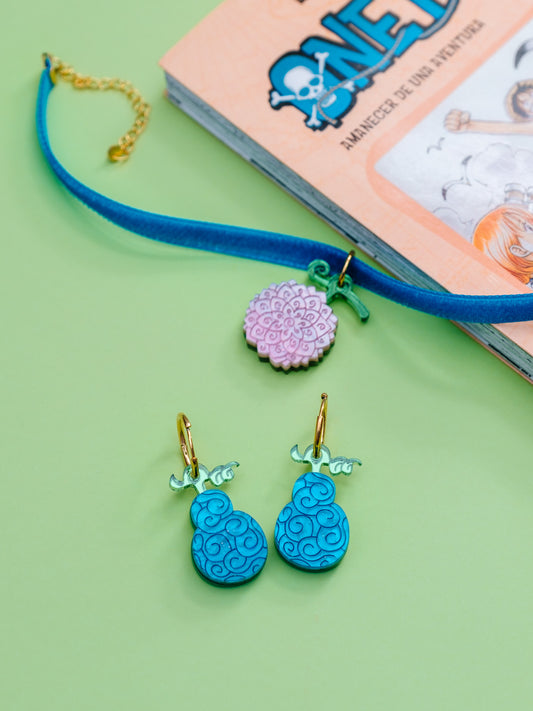 Choker y pendientes de metacrilato inspirado en las Frutas del diablo de one piece, elige tu fruta favorita, todas están llenas de color dando un poder único a tu look.